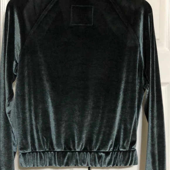 NWOT crushed velvet American Eagle bomber size xs - Picture 3 of 6